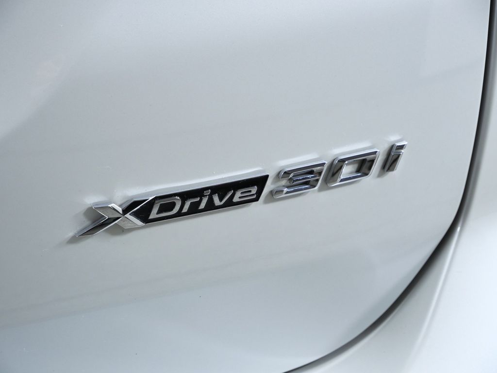 Thumbnail: 2024 BMW X3 - 15