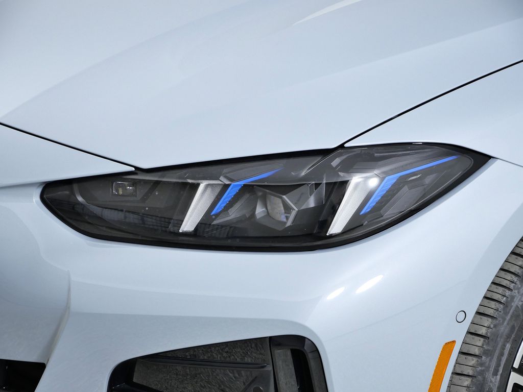 Thumbnail: 2026 BMW i4 - 3