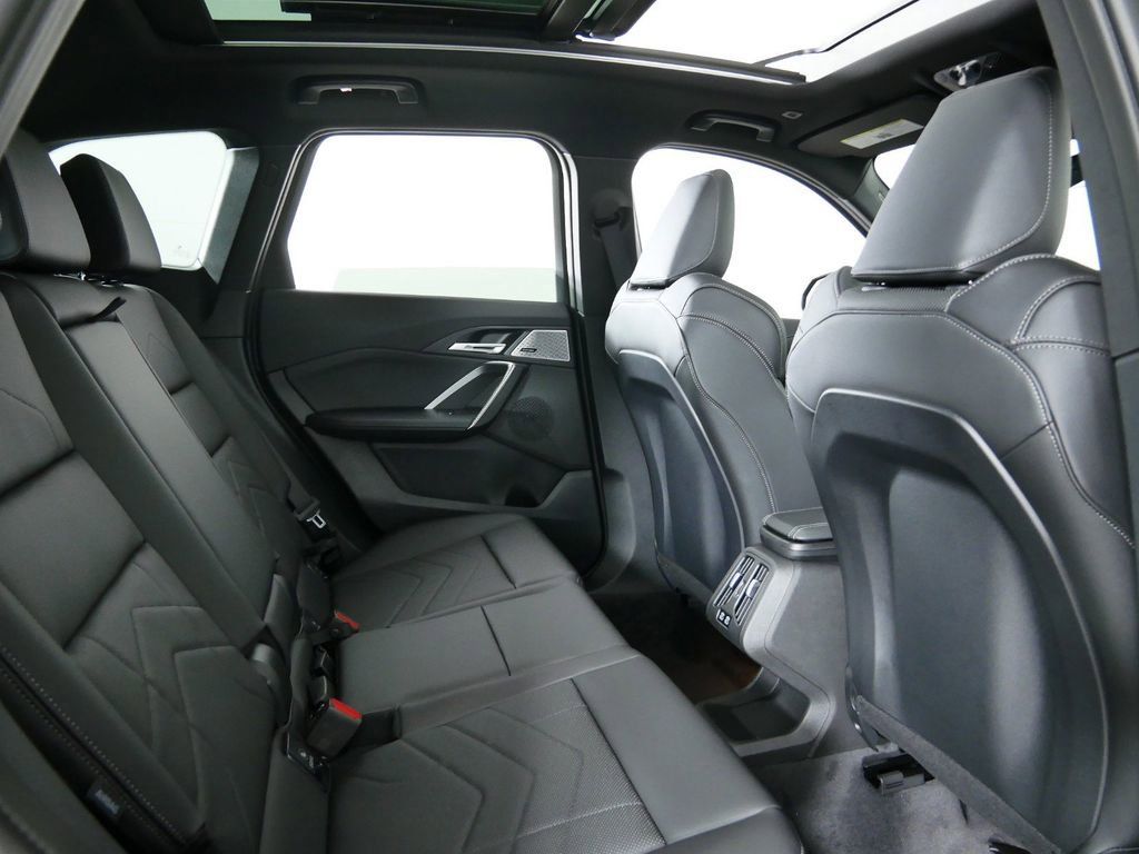 Thumbnail: 2025 BMW X1 - 29