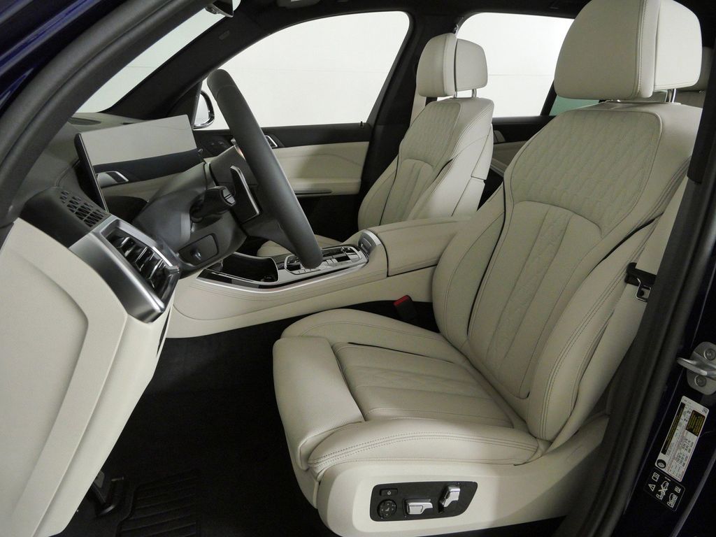 Thumbnail: 2026 BMW X5 - 36