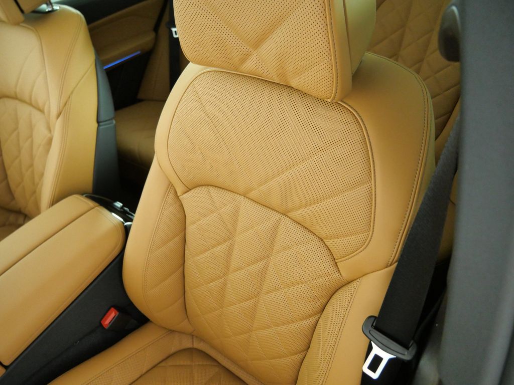 Thumbnail: 2026 BMW X5 - 28