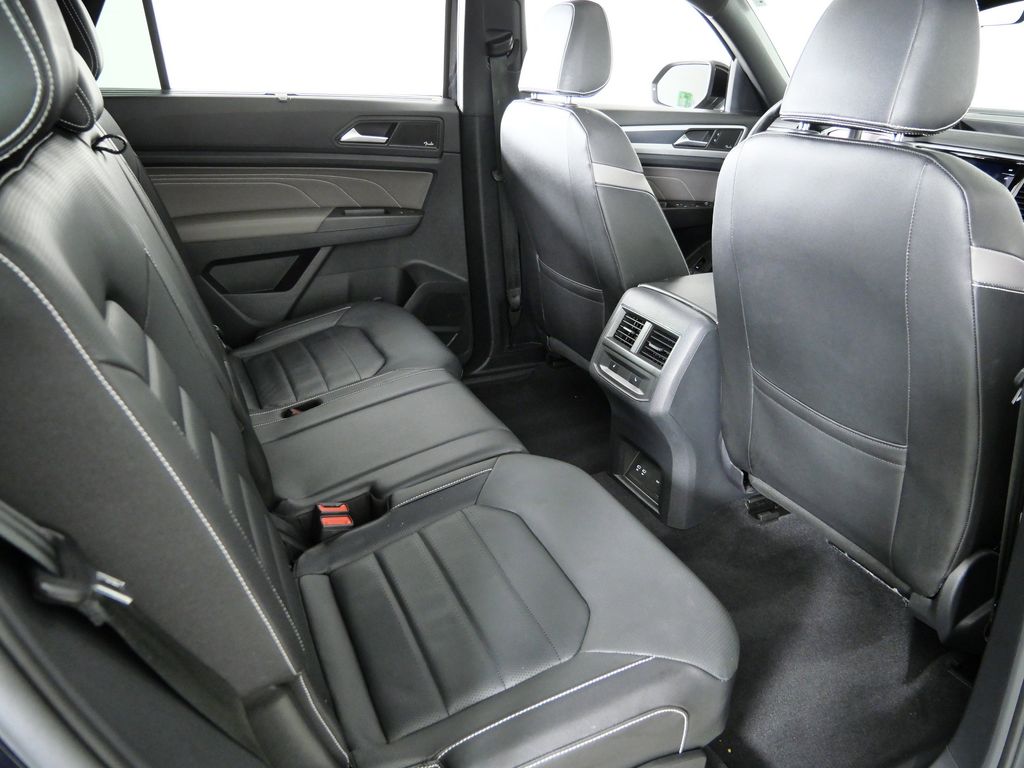 Thumbnail: 2023 Volkswagen Atlas - 25