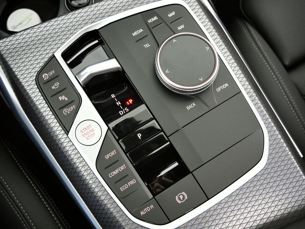 Thumbnail: 2026 BMW 3 Series - 47