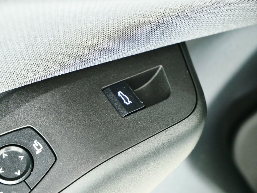 Thumbnail: 2025 BMW X3 - 33