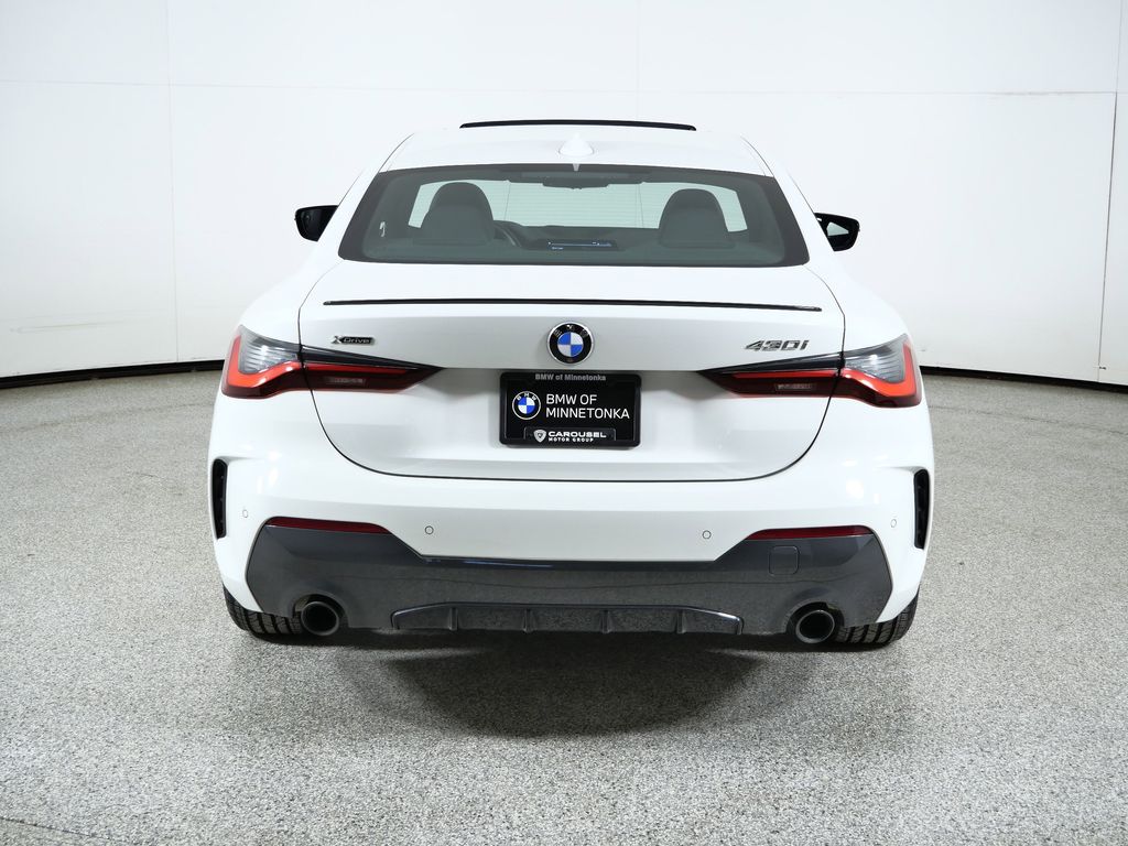 Thumbnail: 2023 BMW 4 Series - 12
