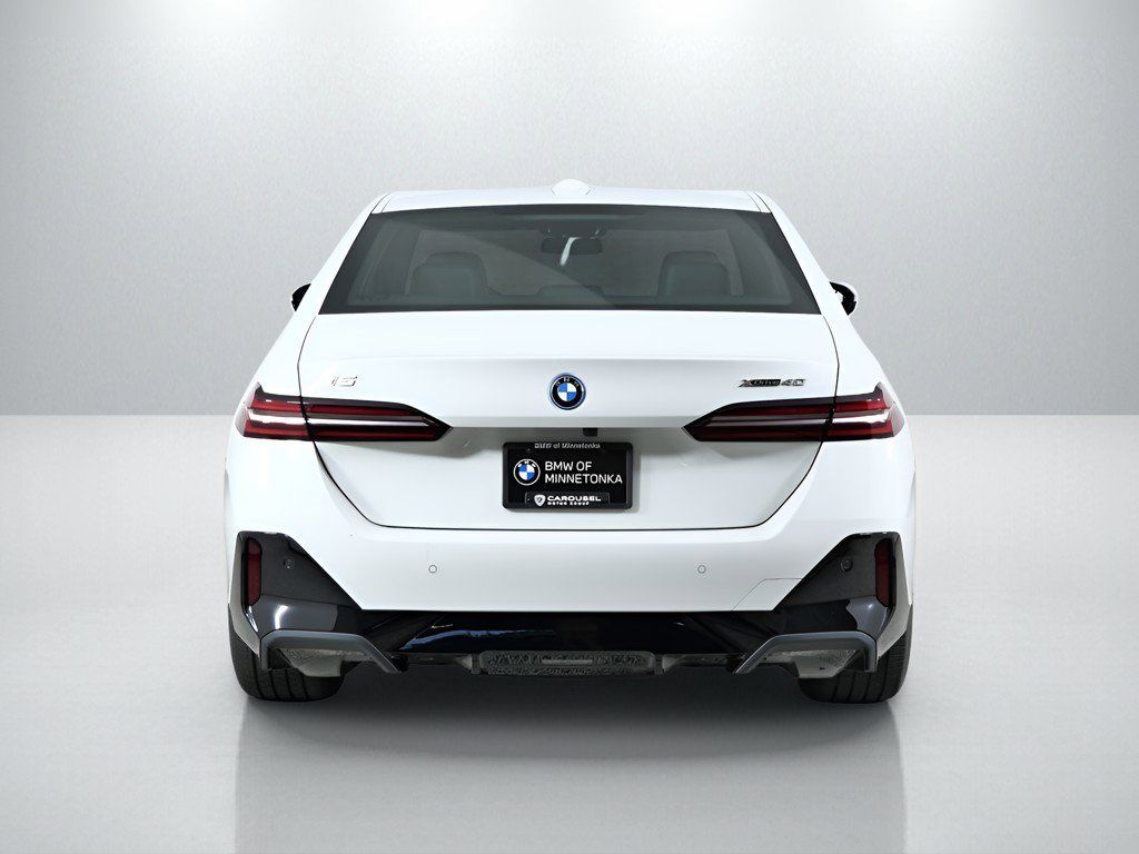Thumbnail: 2026 BMW i5 - 11