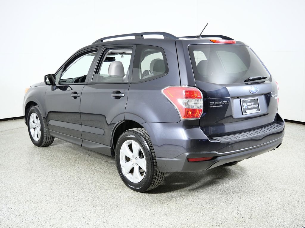 Thumbnail: 2015 Subaru Forester - 15