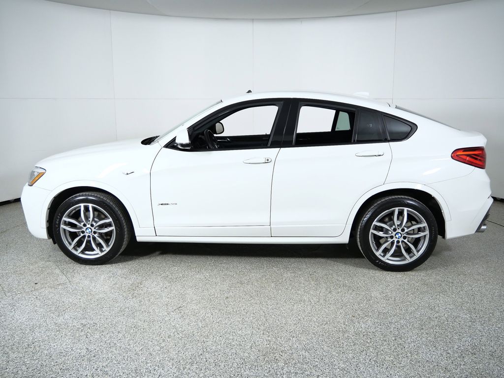 Thumbnail: 2017 BMW X4 - 16