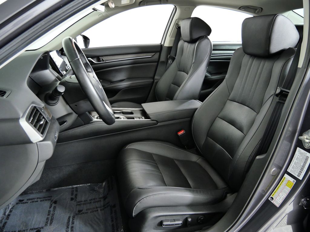 Thumbnail: 2019 Honda Accord - 32