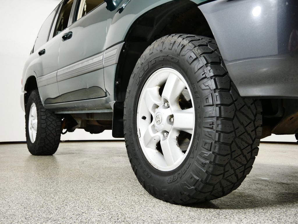 Thumbnail: 2004 Toyota Land Cruiser - 5