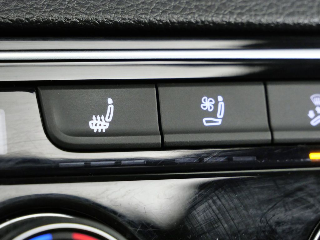 Thumbnail: 2023 Volkswagen Atlas - 48