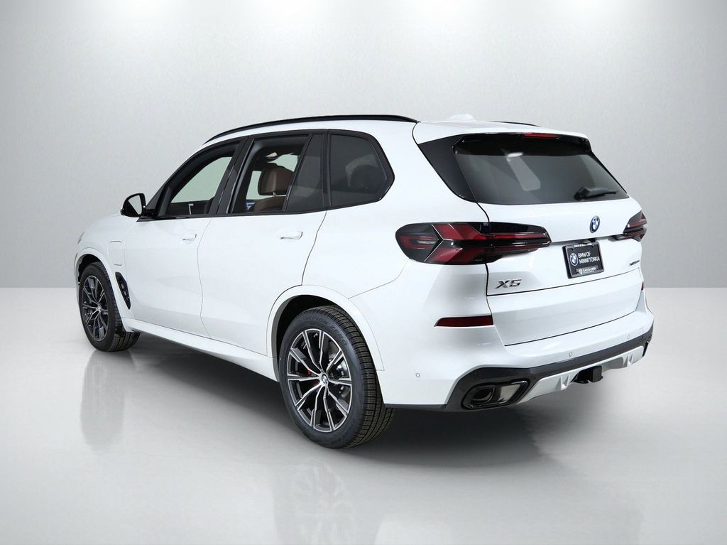 Thumbnail: 2026 BMW X5 - 14