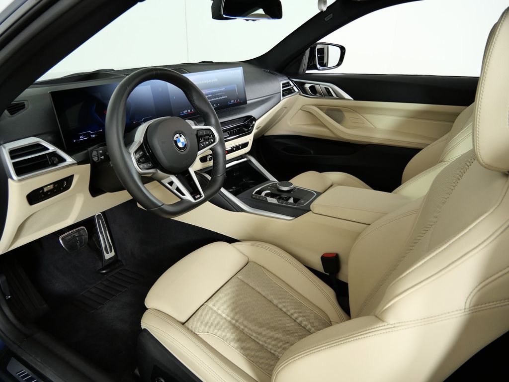 Thumbnail: 2025 BMW 4 Series - 35