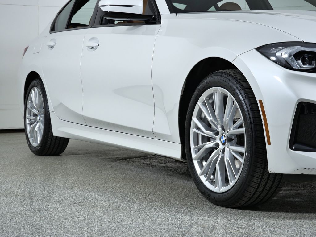 Thumbnail: 2023 BMW 3 Series - 8