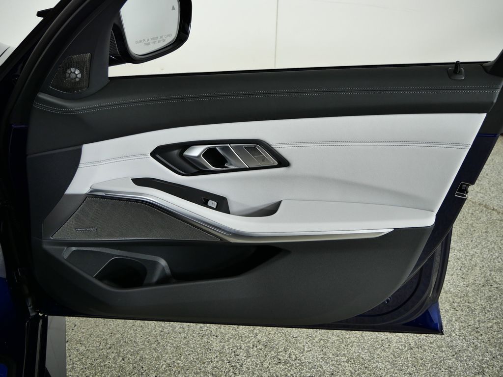 Thumbnail: 2026 BMW M3 - 18