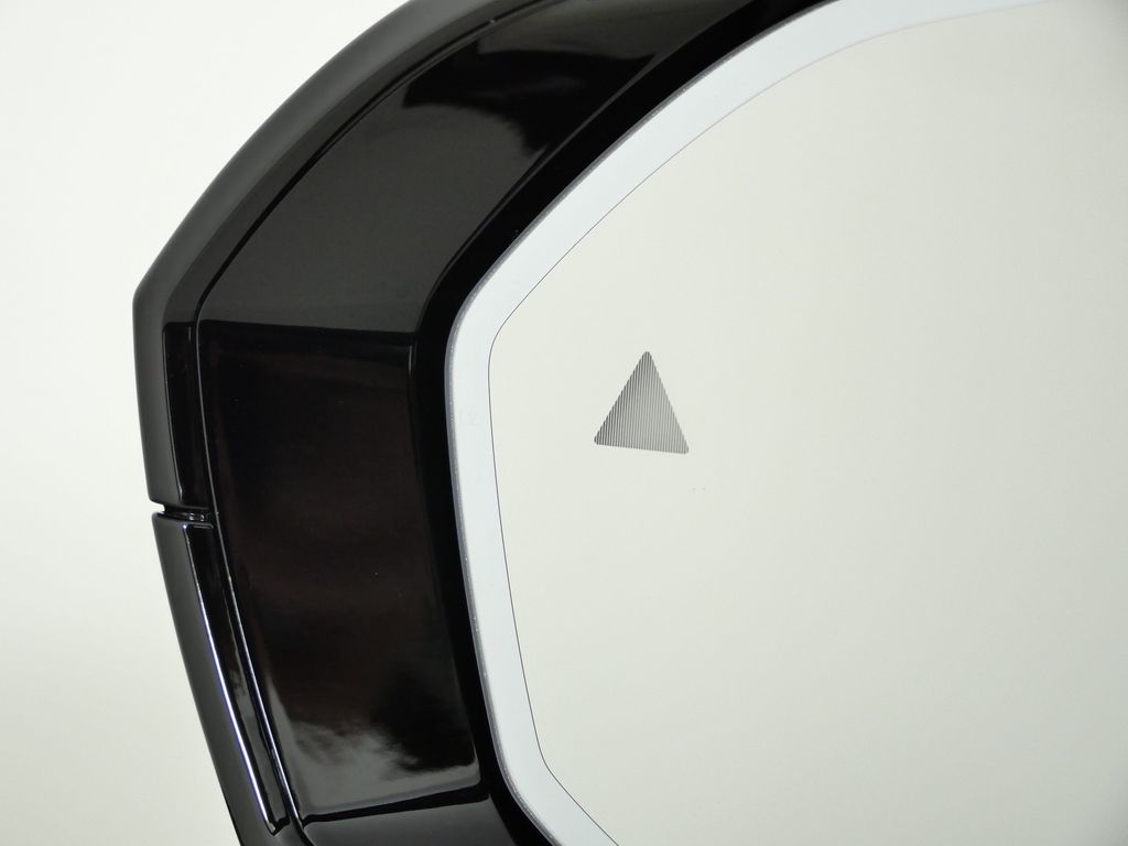 Thumbnail: 2026 BMW M5 - 38