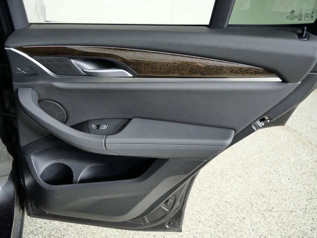 Thumbnail: 2021 BMW X3 - 25