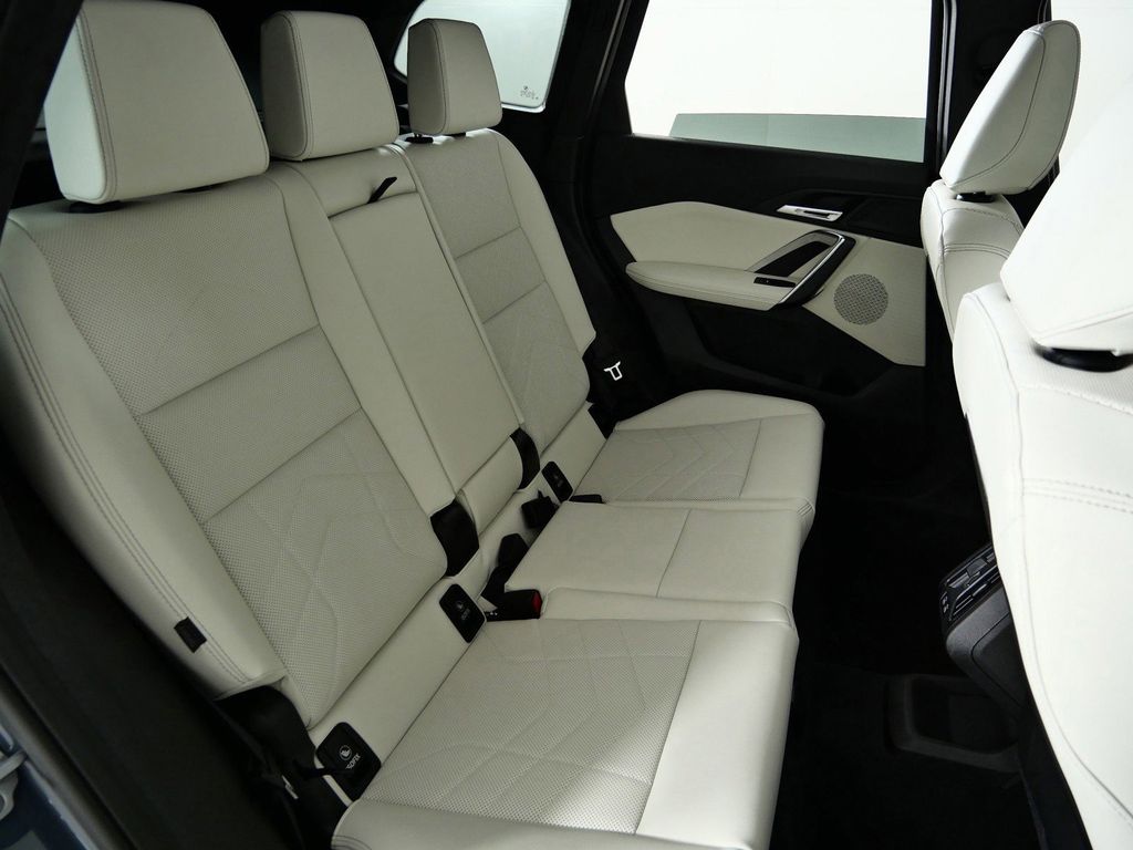 Thumbnail: 2026 BMW X1 - 26
