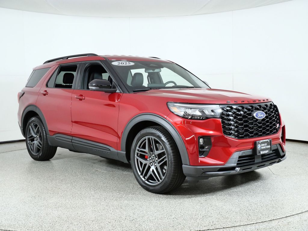 Thumbnail: 2025 Ford Explorer - 5