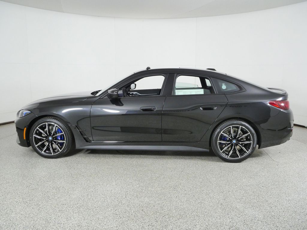 Thumbnail: 2026 BMW 4 Series - 15