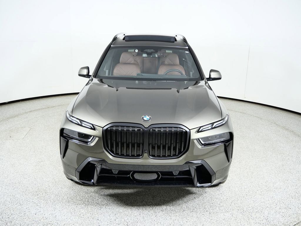 Thumbnail: 2026 BMW X7 - 18