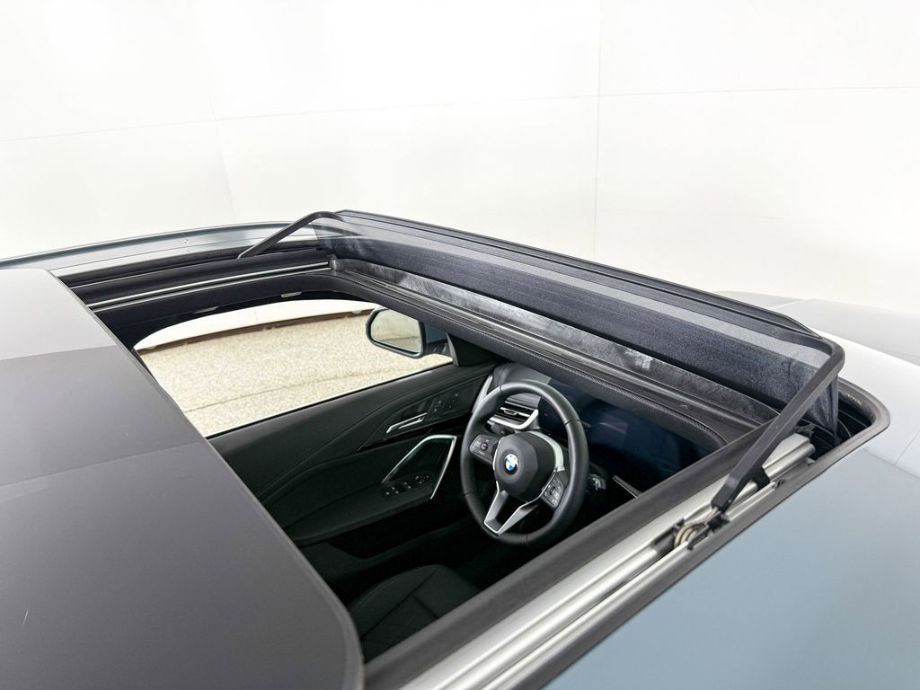 Thumbnail: 2025 BMW X1 - 21