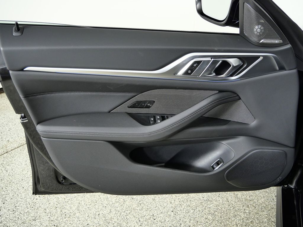 Thumbnail: 2026 BMW i4 - 32