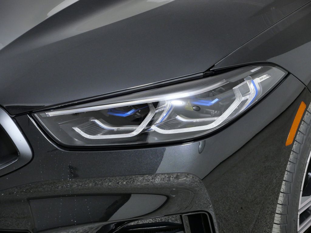 Thumbnail: 2026 BMW 8 Series - 3