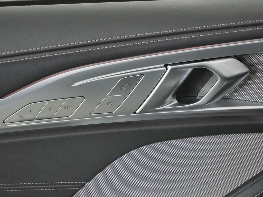 Thumbnail: 2026 BMW 8 Series - 36