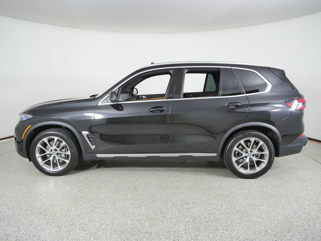 Thumbnail: 2024 BMW X5 - 17