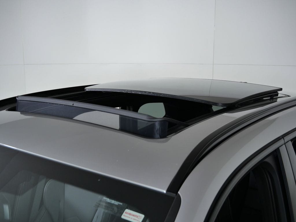 Thumbnail: 2026 BMW X1 - 18