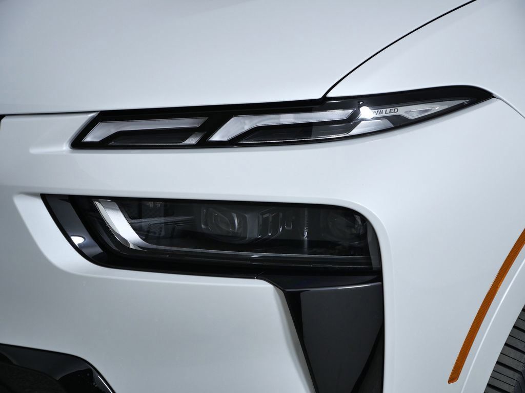Thumbnail: 2026 BMW X7 - 5