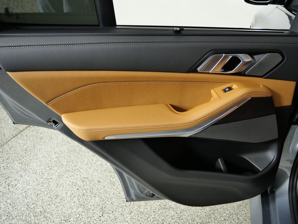 Thumbnail: 2026 BMW X5 - 34