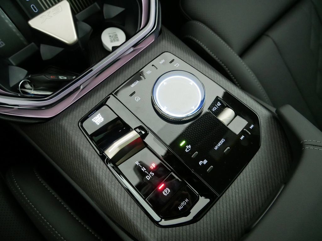 Thumbnail: 2025 BMW X3 - 48