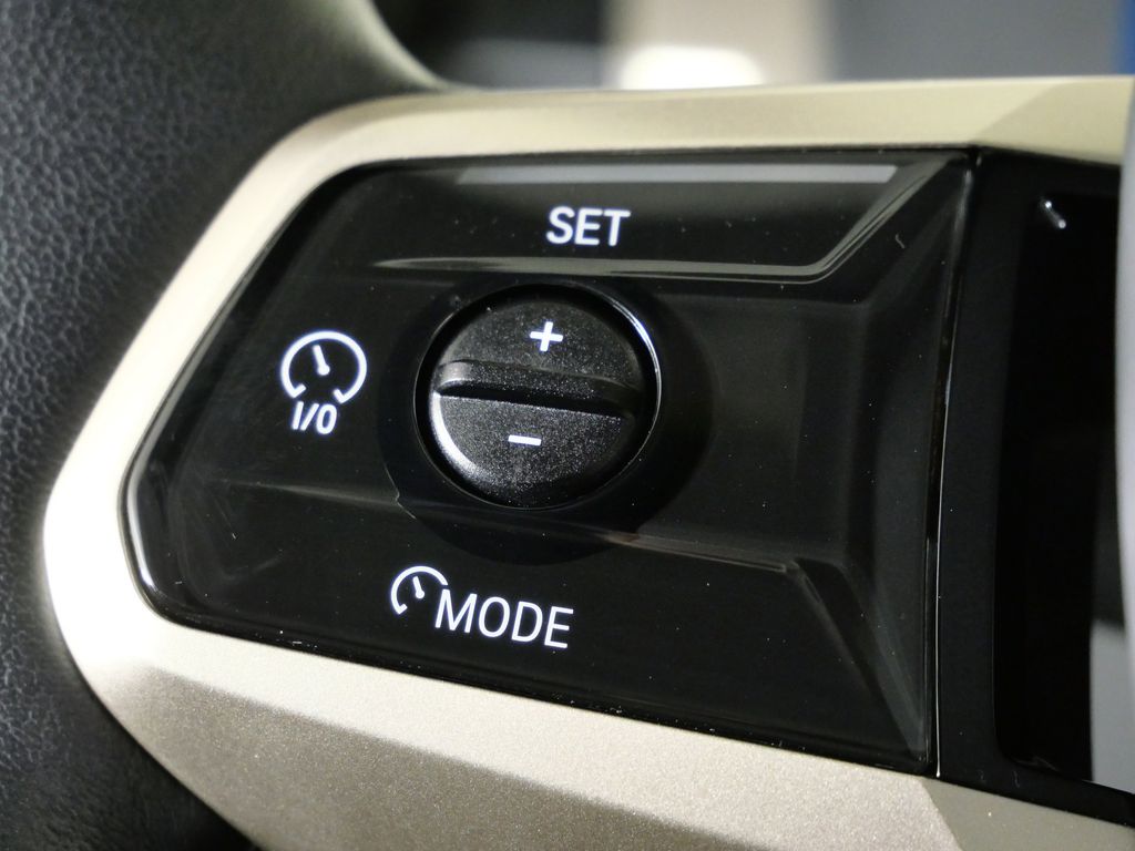 Thumbnail: 2025 BMW iX - 44