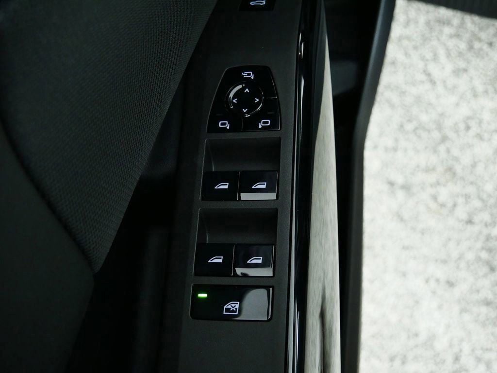 Thumbnail: 2026 BMW X3 - 37
