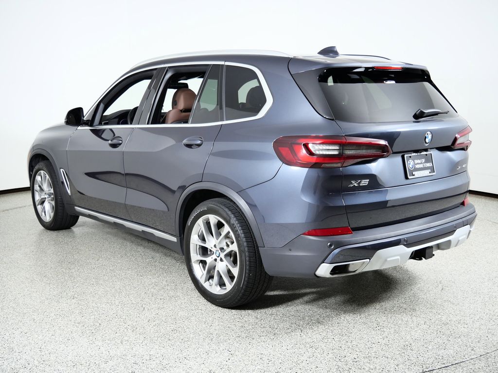 Thumbnail: 2022 BMW X5 - 17