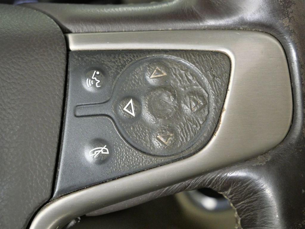 Thumbnail: 2018 GMC Yukon XL - 42