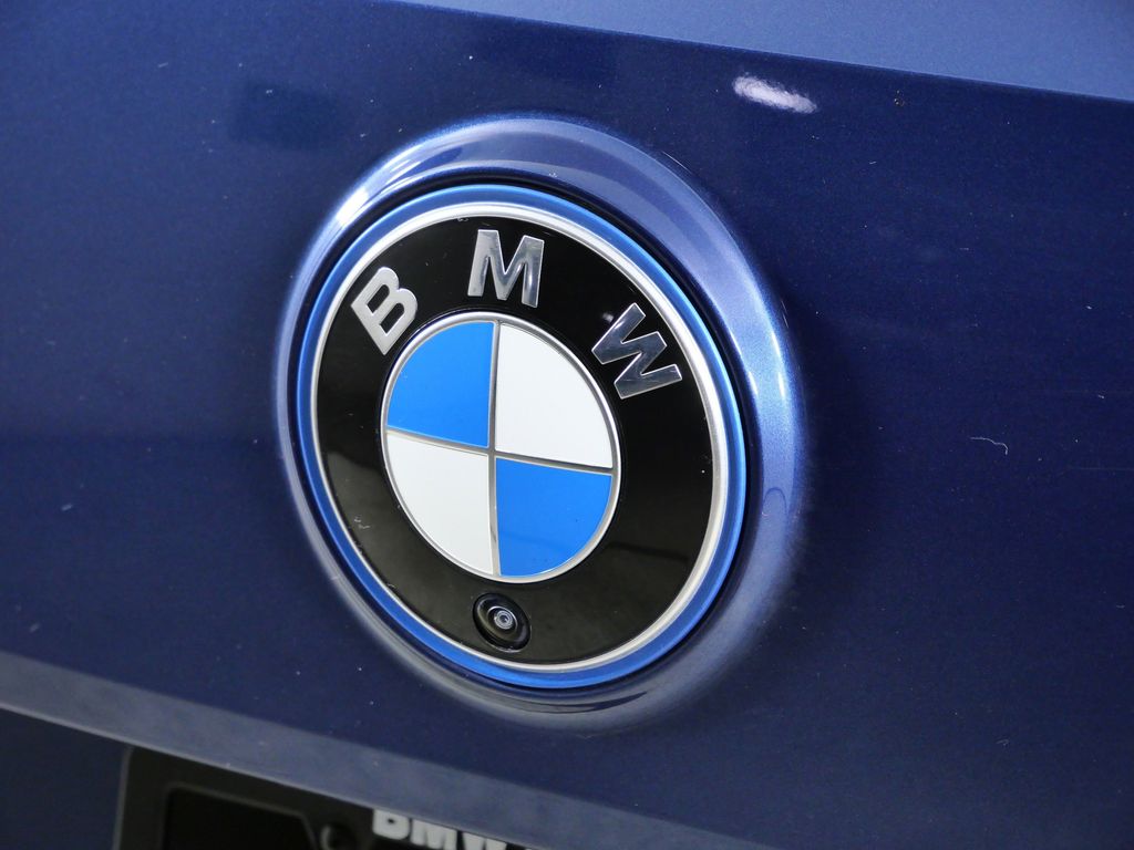 Thumbnail: 2023 BMW iX - 12