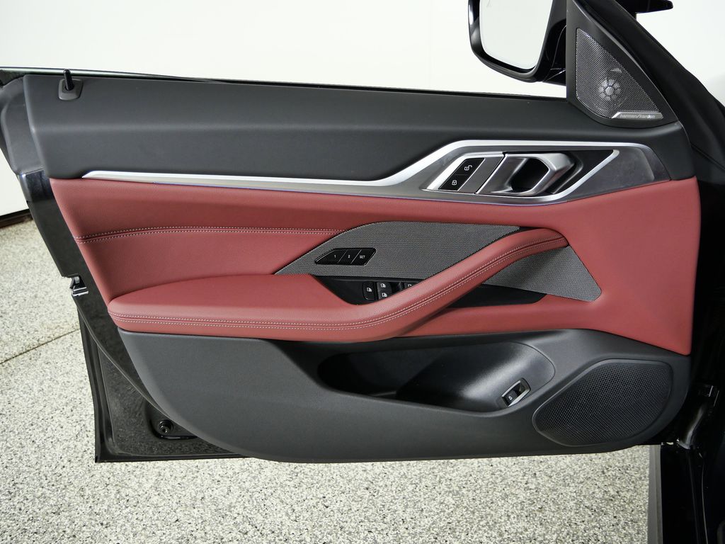 Thumbnail: 2025 BMW i4 - 37