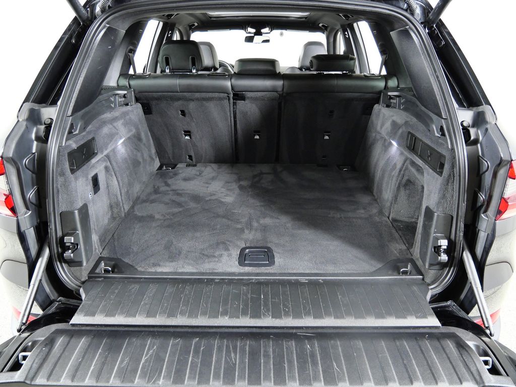 Thumbnail: 2023 BMW X5 - 28