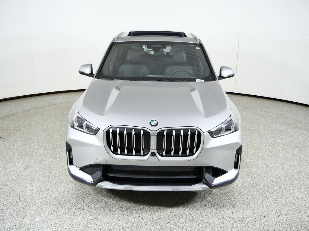 Thumbnail: 2026 BMW X1 - 16