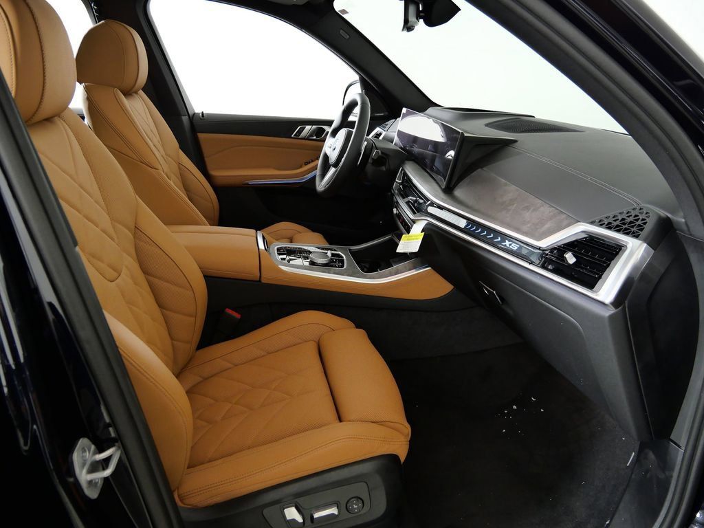 Thumbnail: 2026 BMW X5 - 22