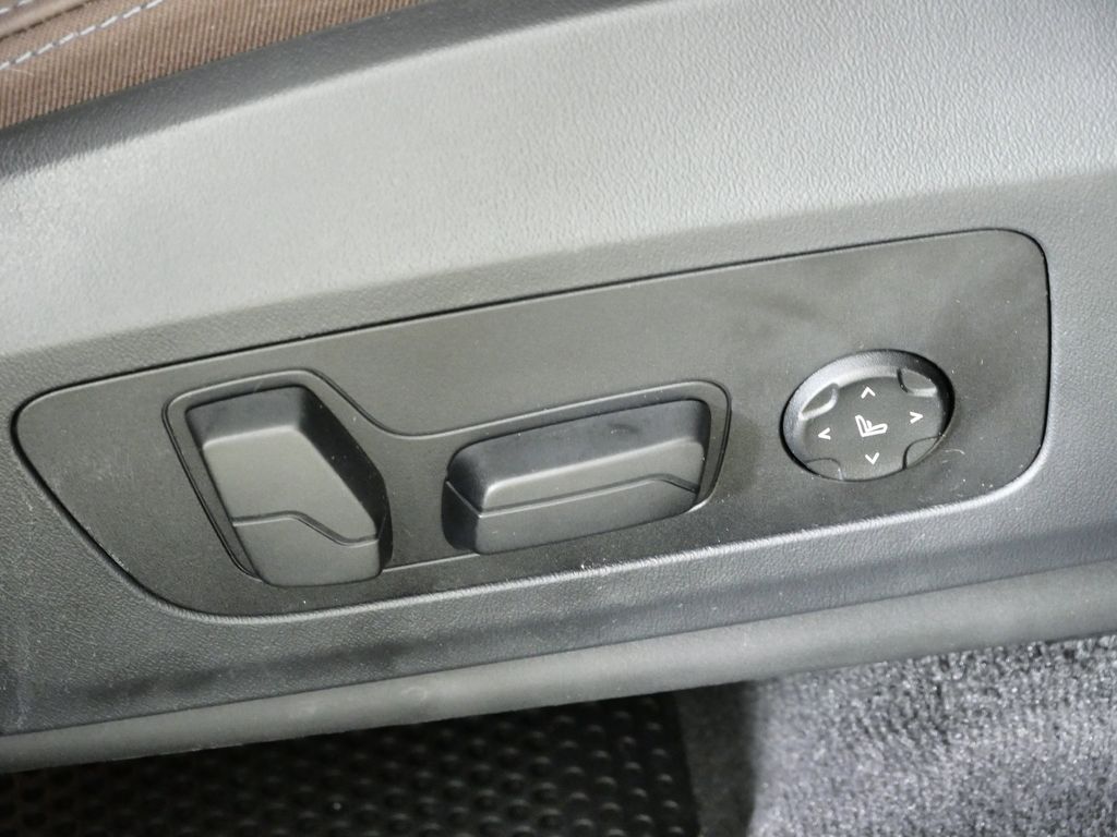 Thumbnail: 2025 BMW X1 - 27