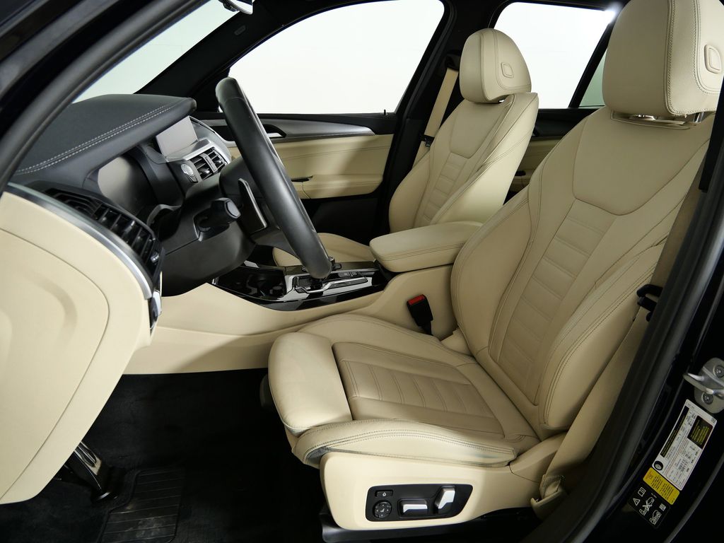 Thumbnail: 2021 BMW X3 - 35