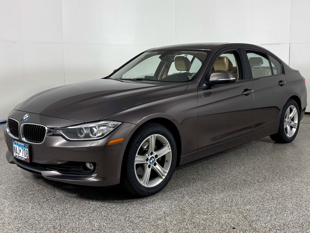Thumbnail: 2015 BMW 3 Series - 1