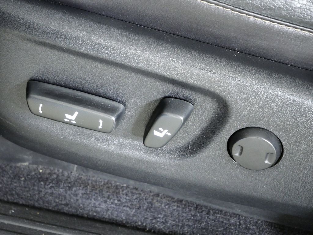 Thumbnail: 2014 Lexus GX - 35