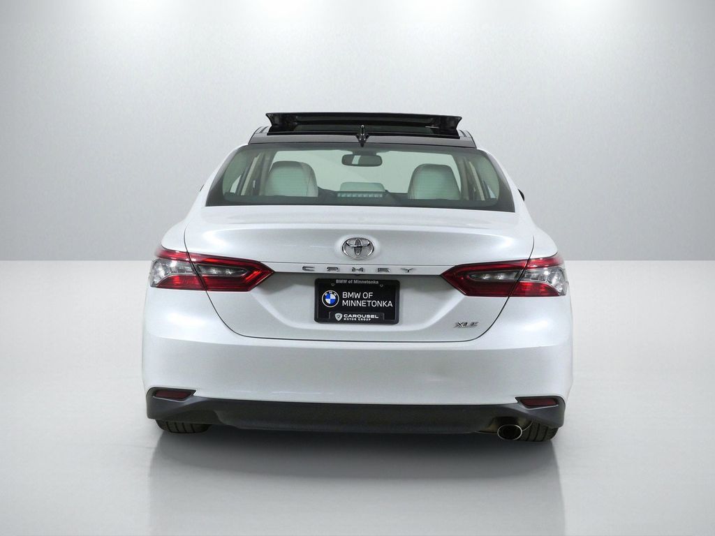 Thumbnail: 2023 Toyota Camry - 11