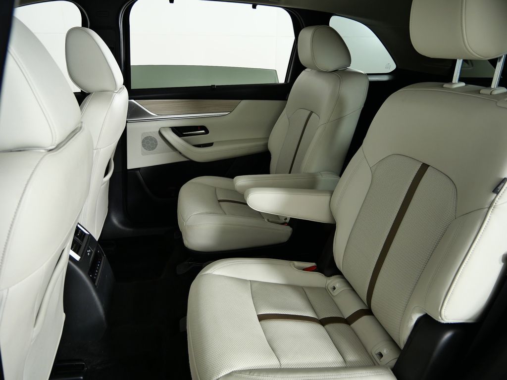 Thumbnail: 2024 Mazda CX-90 - 31