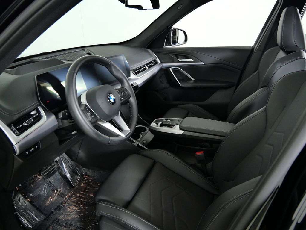 Thumbnail: 2025 BMW X1 - 37